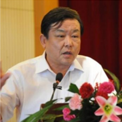 　　祝智庭  　　華東師范大學(xué)終身教授  　　教育技術(shù)學(xué)博導(dǎo)，教育信息化系統(tǒng)工程研究中心主任，教育部教育信息化技術(shù)標(biāo)準(zhǔn)委員會(huì)主任，聯(lián)合國(guó)教科文組織ECNU聯(lián)系中心副主任。